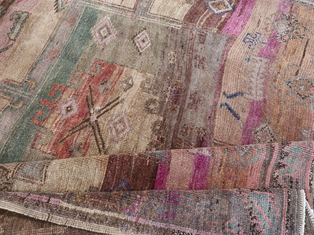 Vintage Turkish Anatolian Tribal Gallery Carpet, No.31830 - Gss