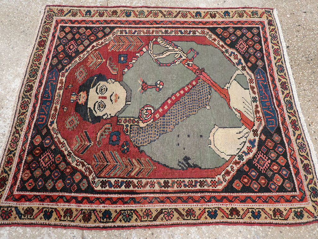 Antique Persian Pictorial Malayer Rug, No.31833 - Gss