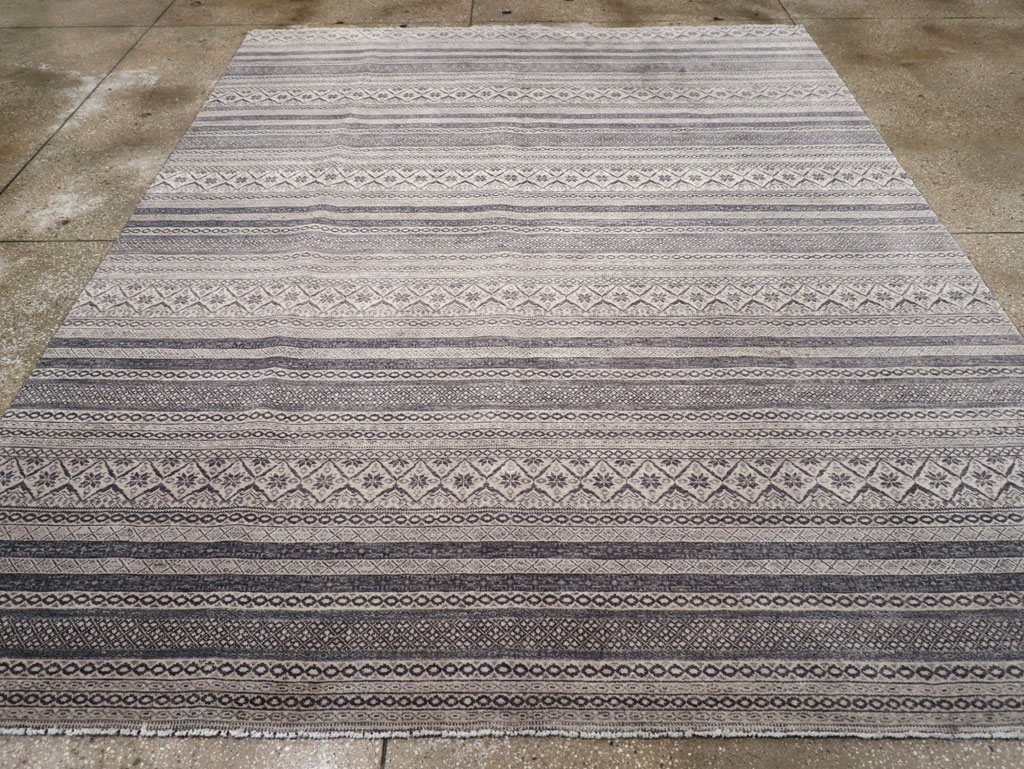 Contemporary Turkish Small Room Size Carpet, No.31876 - Gss