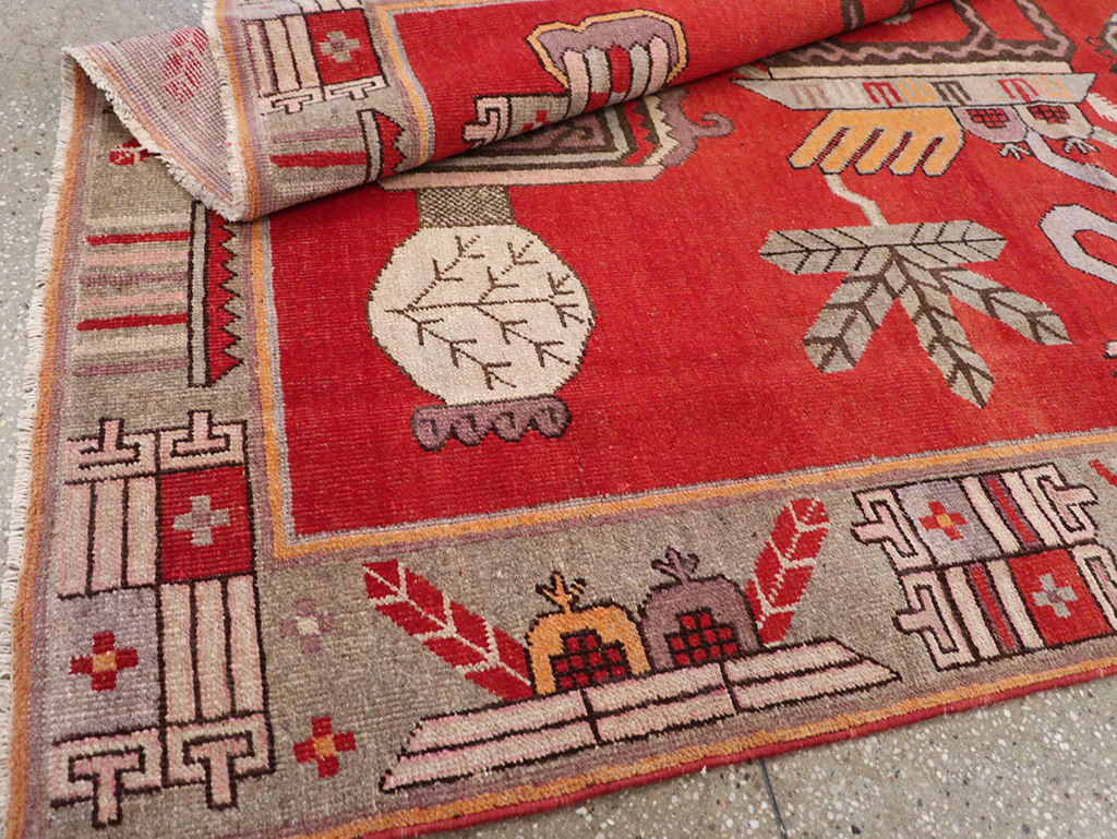 Antique East Turkestan Khotan Pictorial Accent Rug, No.31883 - Gss