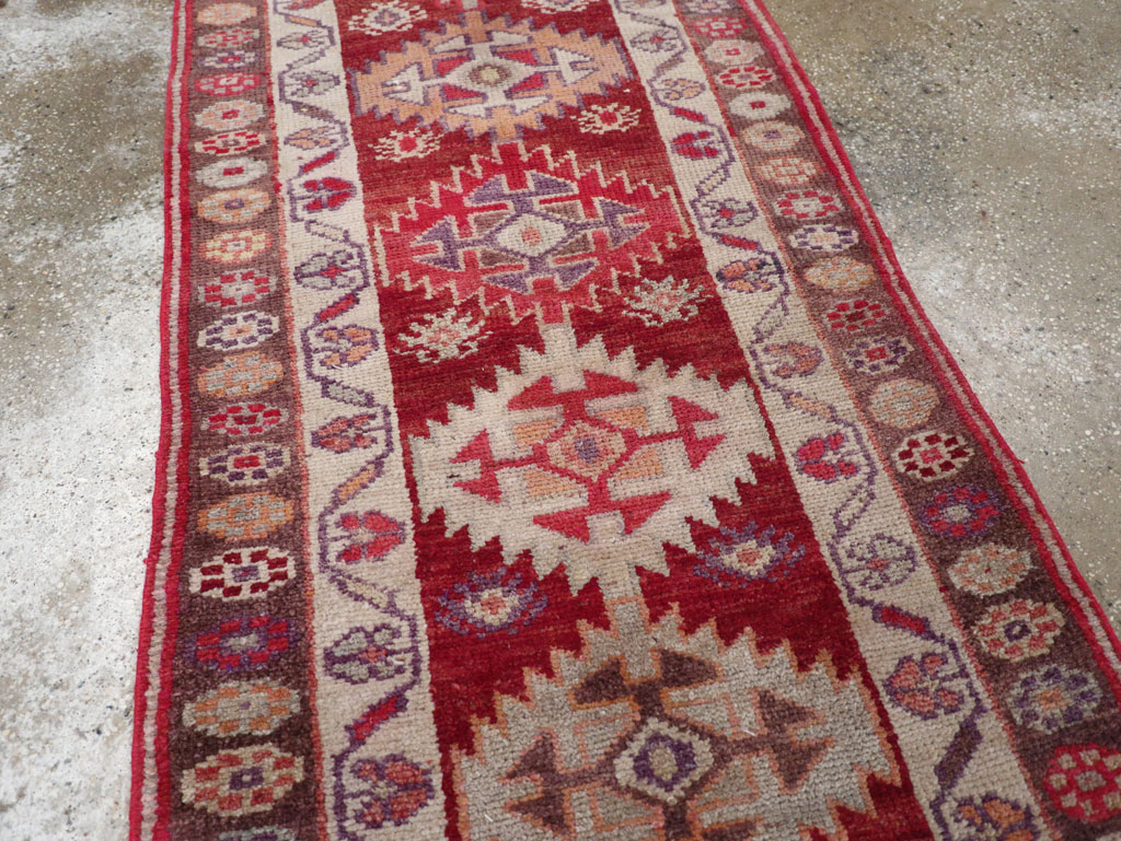 Vintage Turkish Anatolian Runner, No.31893 - Gss