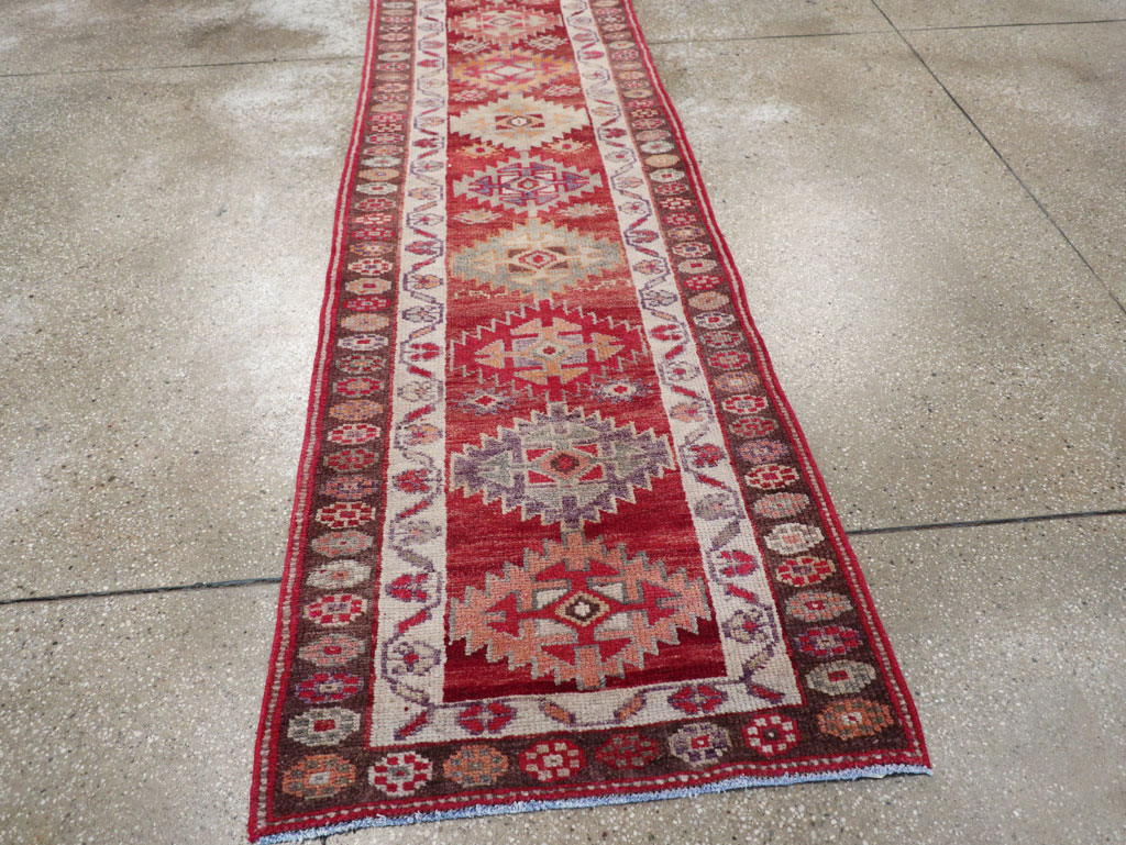 Vintage Turkish Anatolian Runner, No.31893 - Gss