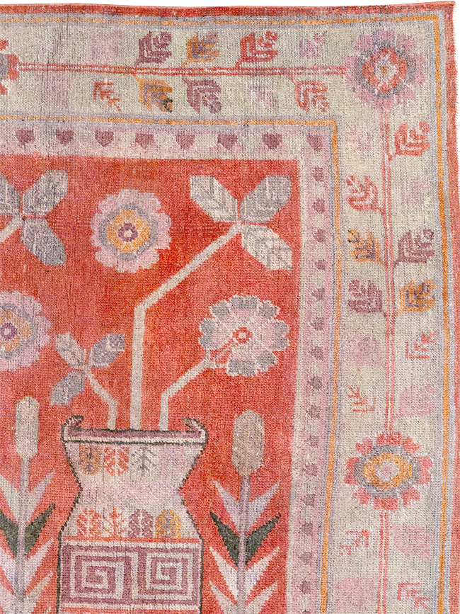 Antique East Turkestan Khotan Pictorial Vase Accent Rug, No.31895 - Gss