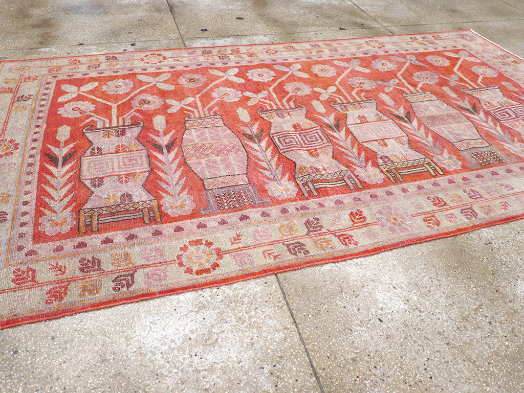 Antique East Turkestan Khotan Pictorial Vase Accent Rug, No.31895 - Gss
