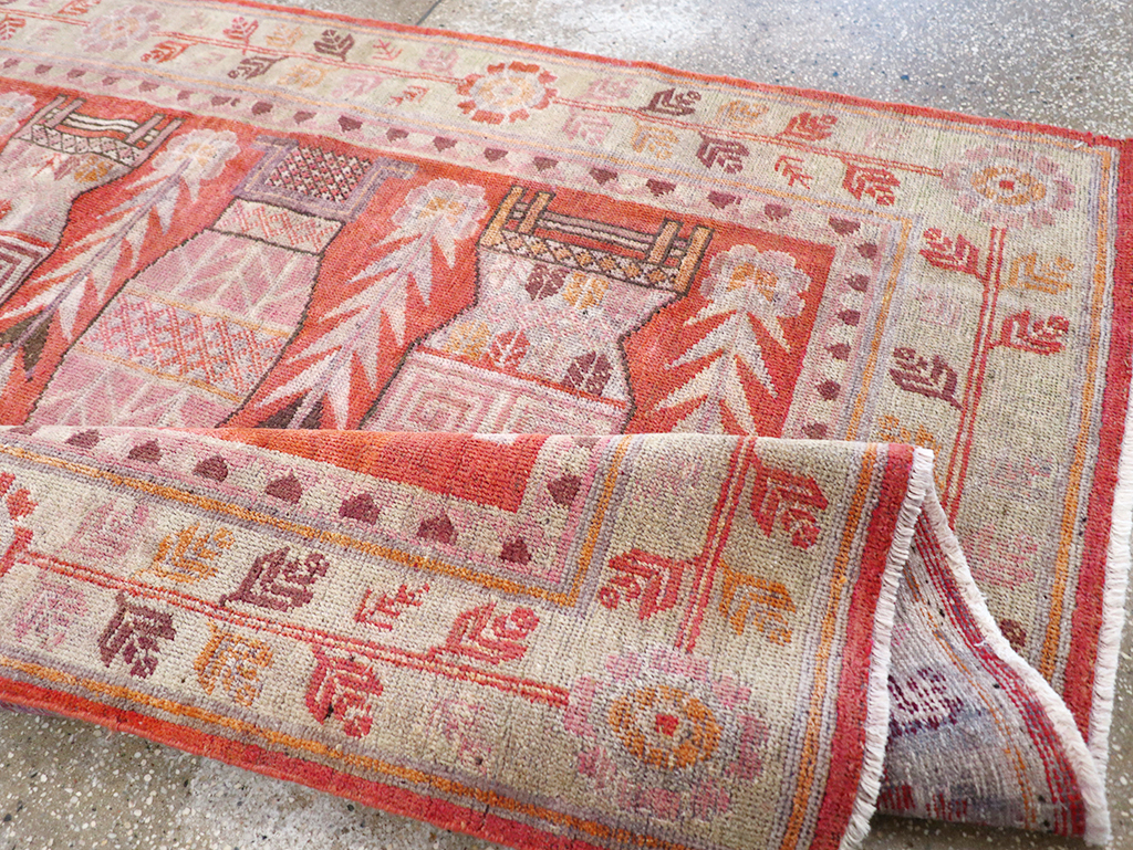Antique East Turkestan Vase Khotan Pictorial Accent Rug, No.31895 - Gss