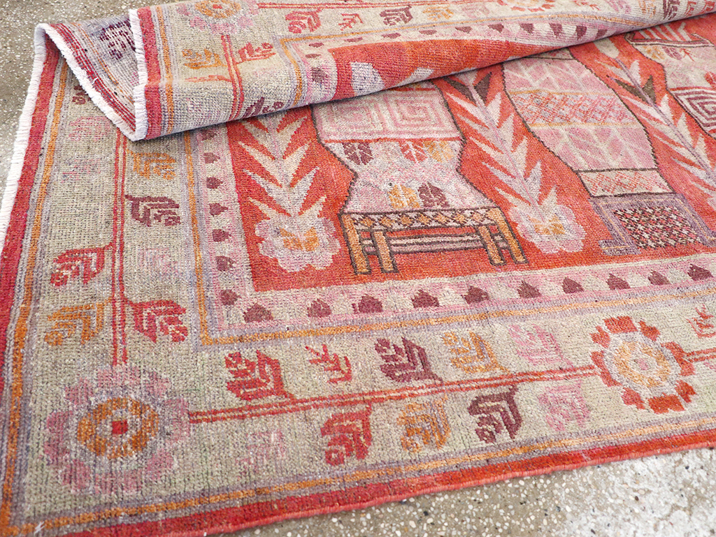 Antique East Turkestan Vase Khotan Pictorial Accent Rug, No.31895 - Gss