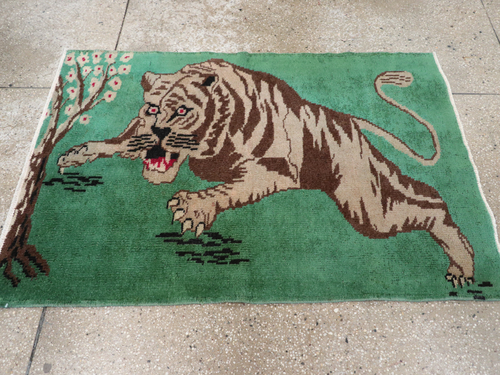 Vintage Turkish Anatolian Pictorial Rug, No.31898 - Gss