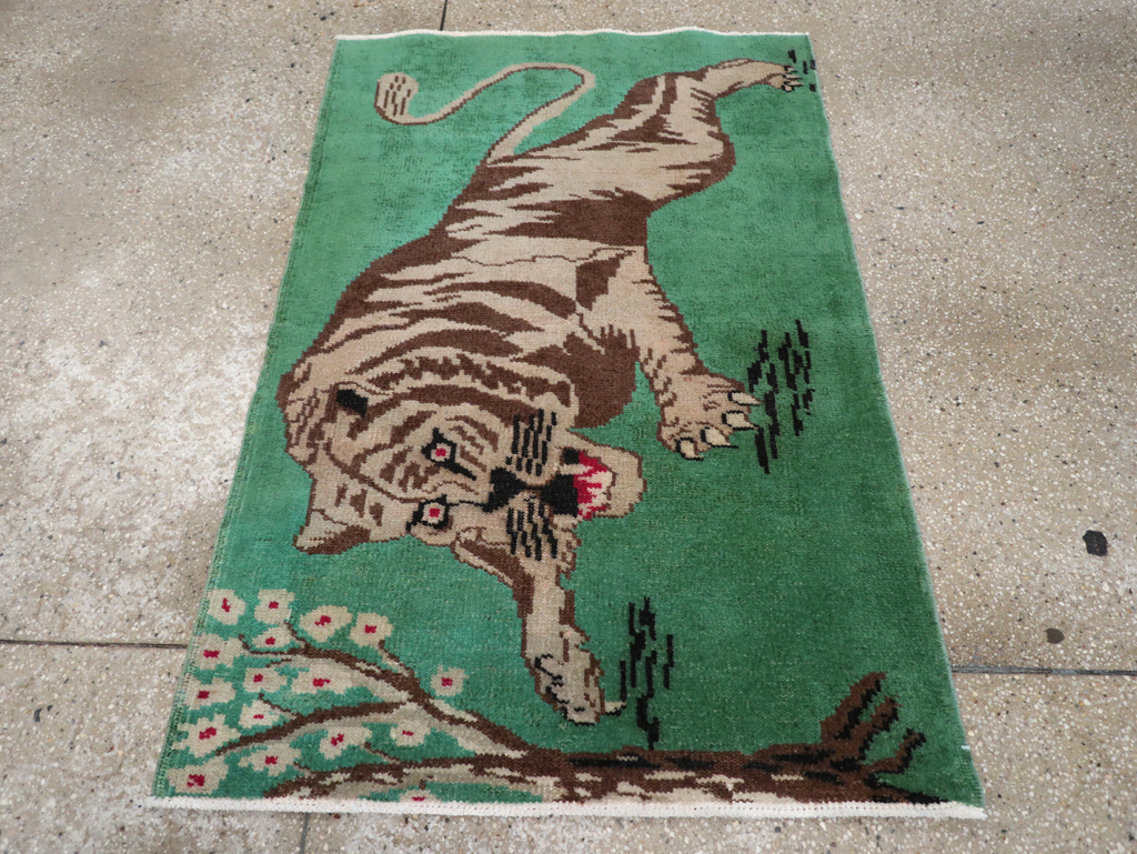 Vintage Turkish Anatolian Pictorial Rug, No.31898 - Gss