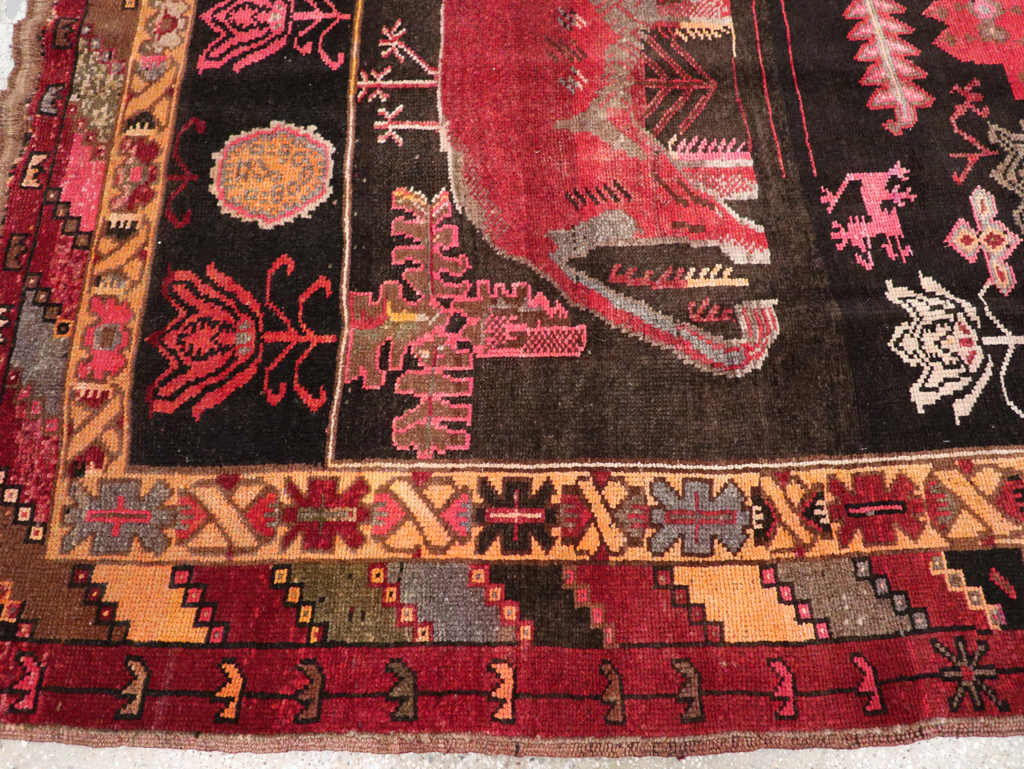 Vintage Turkish Anatolian Pictorial Accent Carpet, No.31909 - Gss