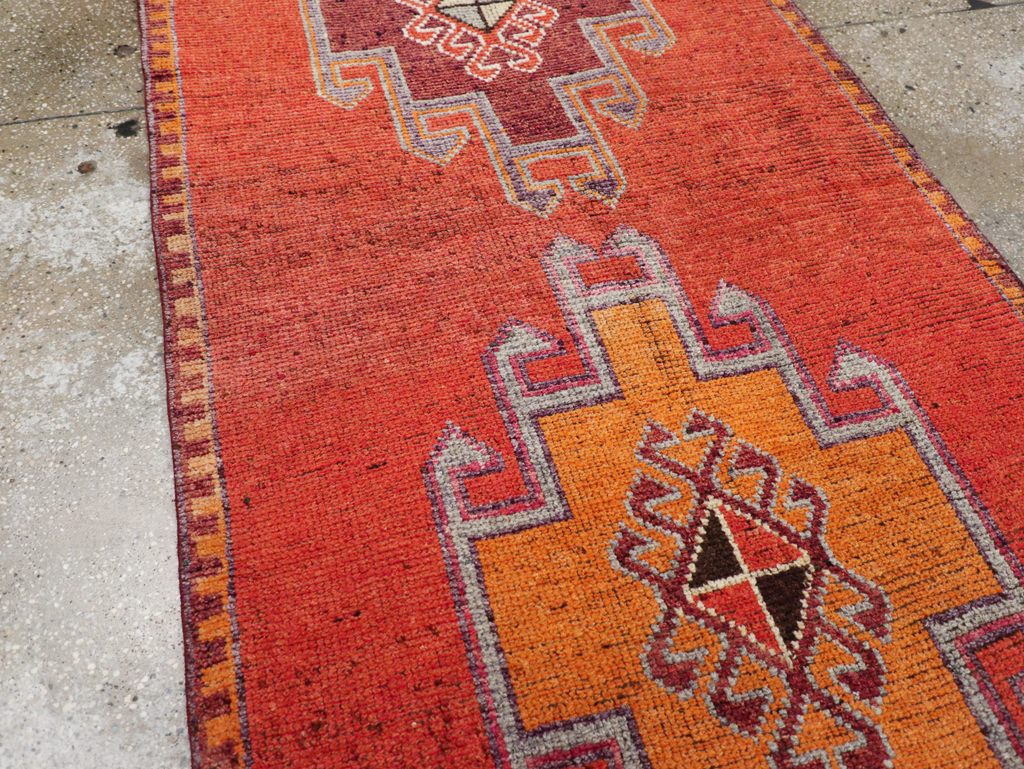 Vintage Turkish Anatolian Tribal Runner, No.31919 - Gss