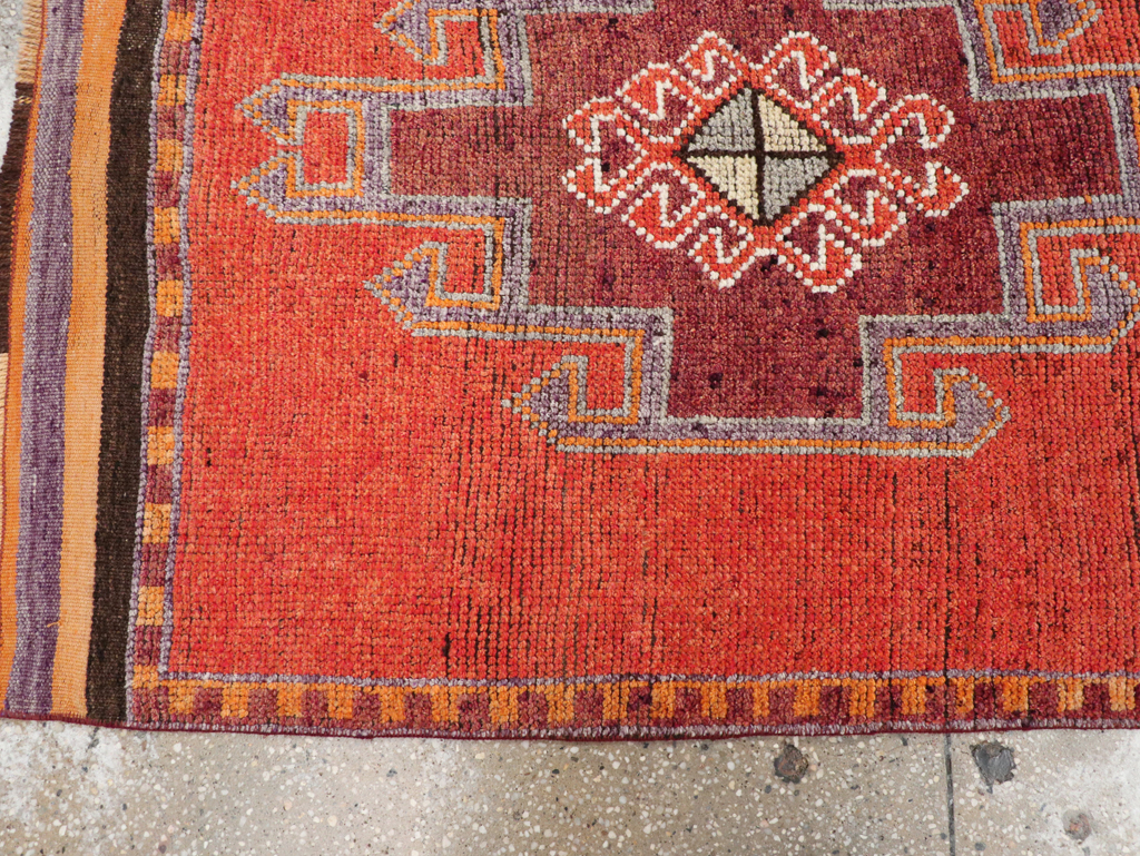 Vintage Turkish Anatolian Tribal Runner, No.31919 - Gss