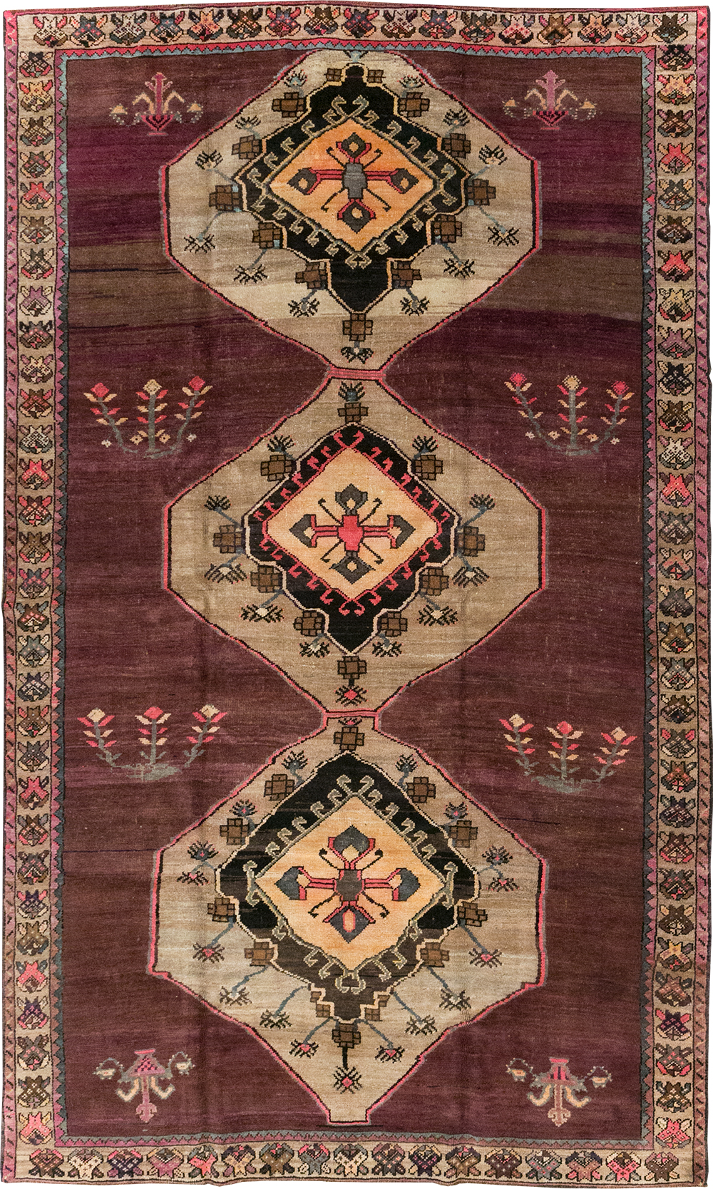 Vintage Turkish Anatolian Gallery Carpet, No.31927 - Gss
