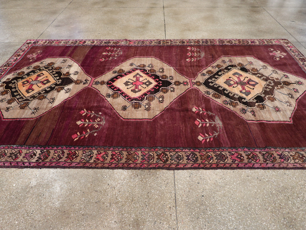 Vintage Turkish Anatolian Gallery Carpet, No.31927 - Gss