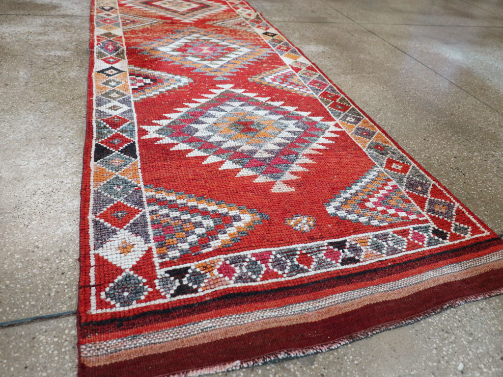 Vintage Turkish Tribal Runner, No.31934 - Gss