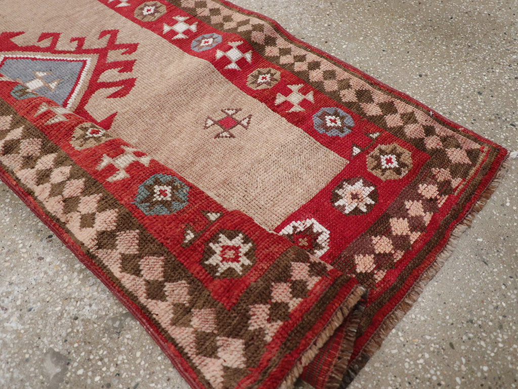 Antique Persian Camel Hair Serab Runner, No.31940 - Gss