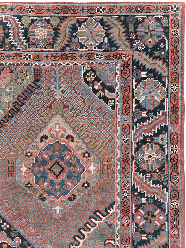 Antique Persian Heriz Carpet, No.31944 - Gss