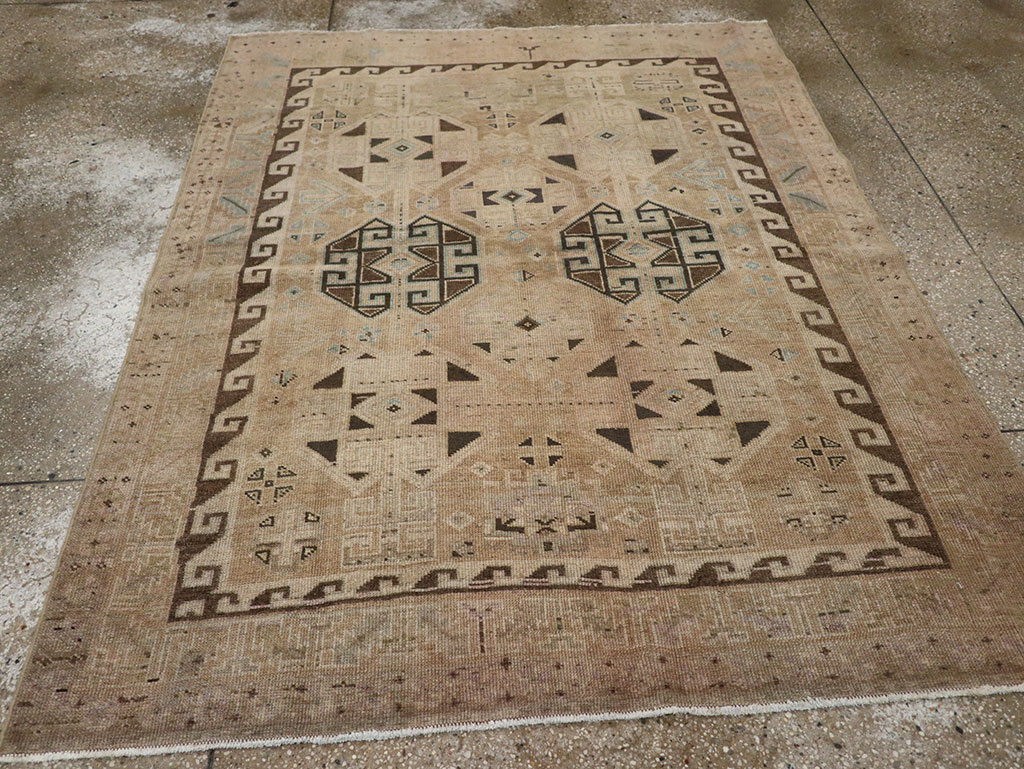 Vintage Persian Lori Accent Rug, No.31995 - Gss