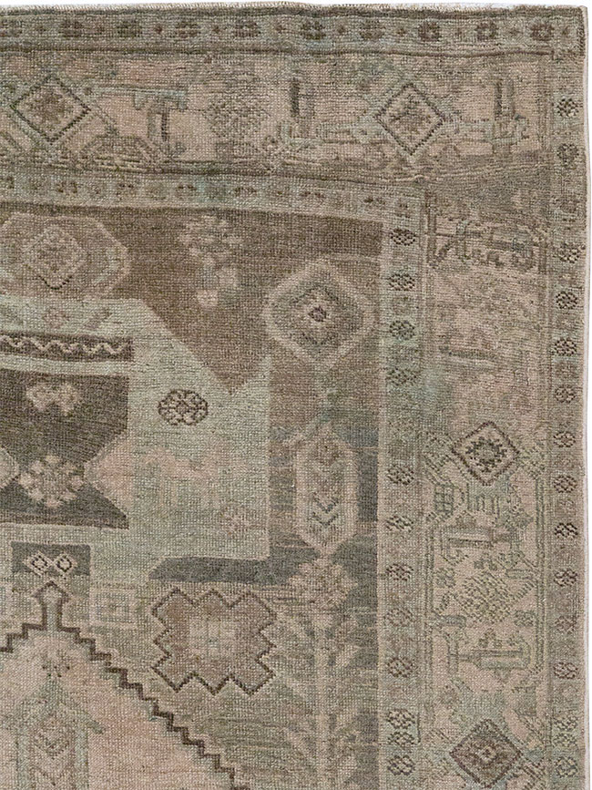 Antique Persian Kurdish Small Gallery Rug, No.31997 - Gss