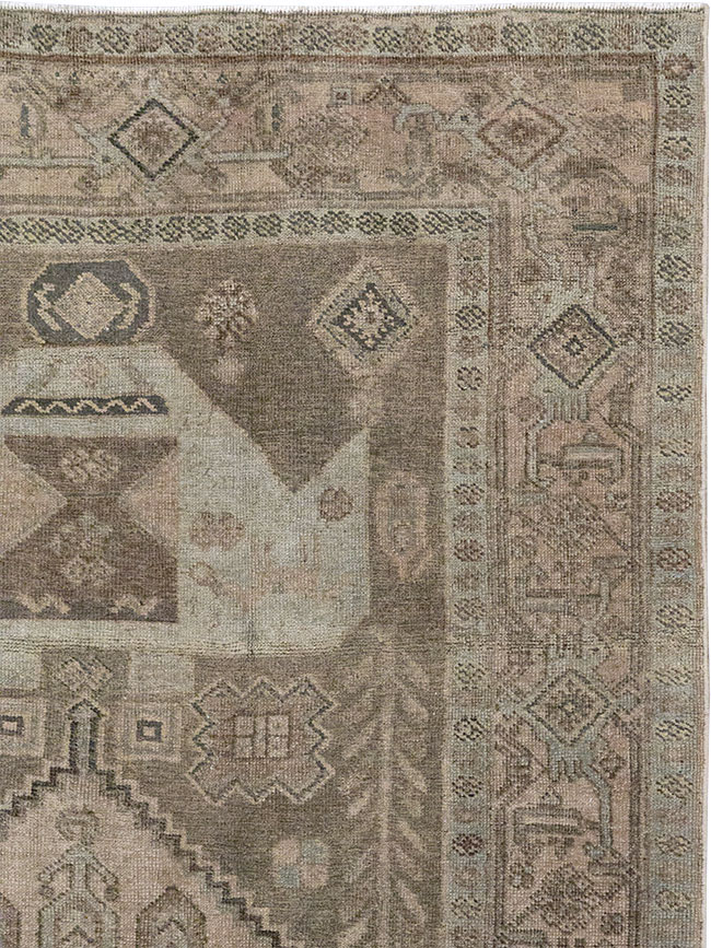 Antique Persian Kurdish Small Gallery Rug, No.31997 - Gss