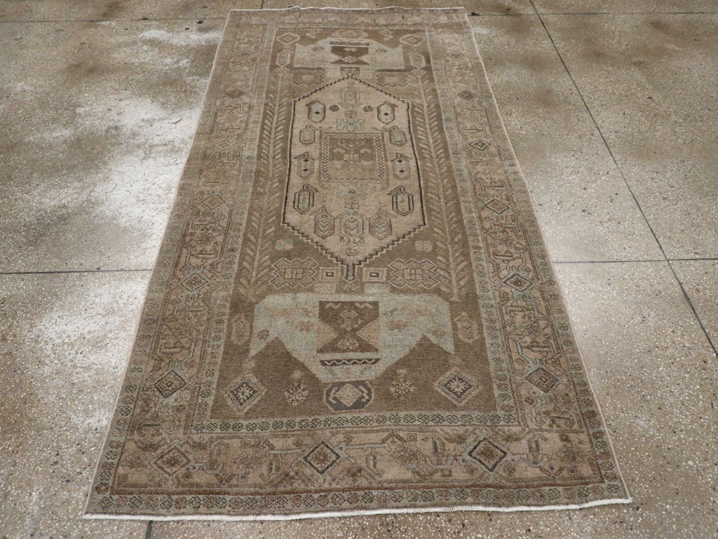 Antique Persian Kurdish Small Gallery Rug, No.31997 - Gss