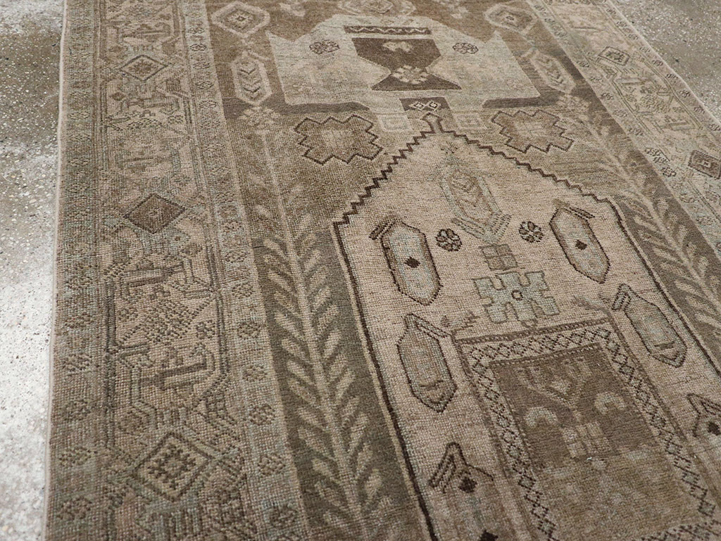 Antique Persian Kurdish Small Gallery Rug, No.31997 - Gss