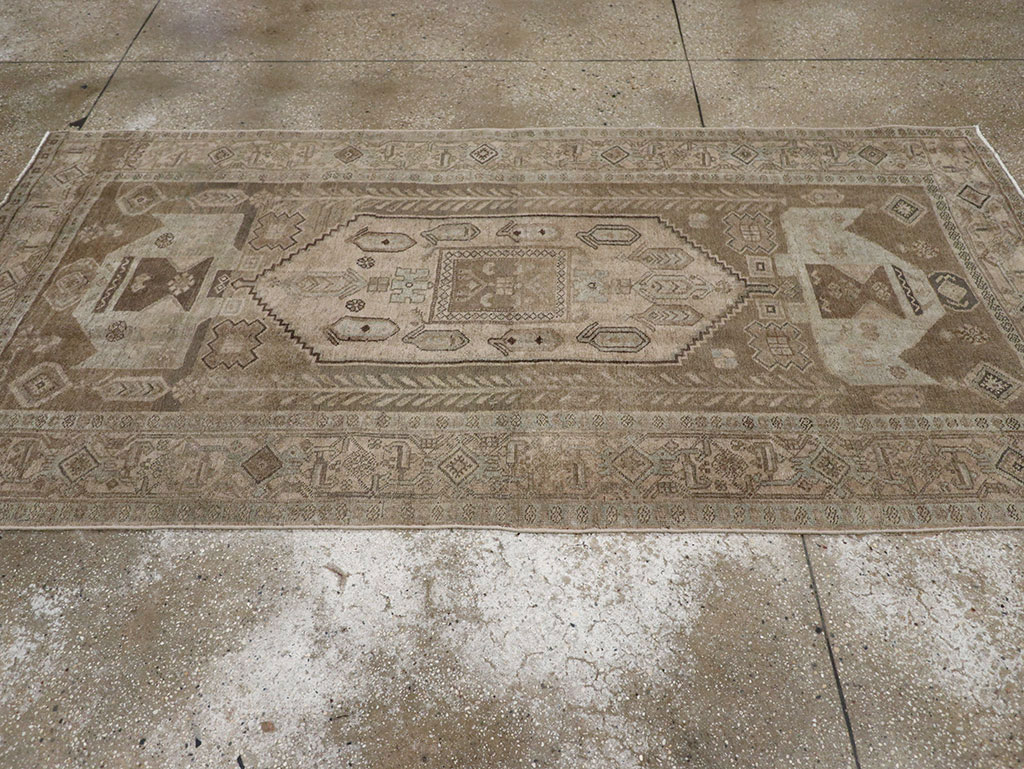 Antique Persian Kurdish Small Gallery Rug, No.31997 - Gss