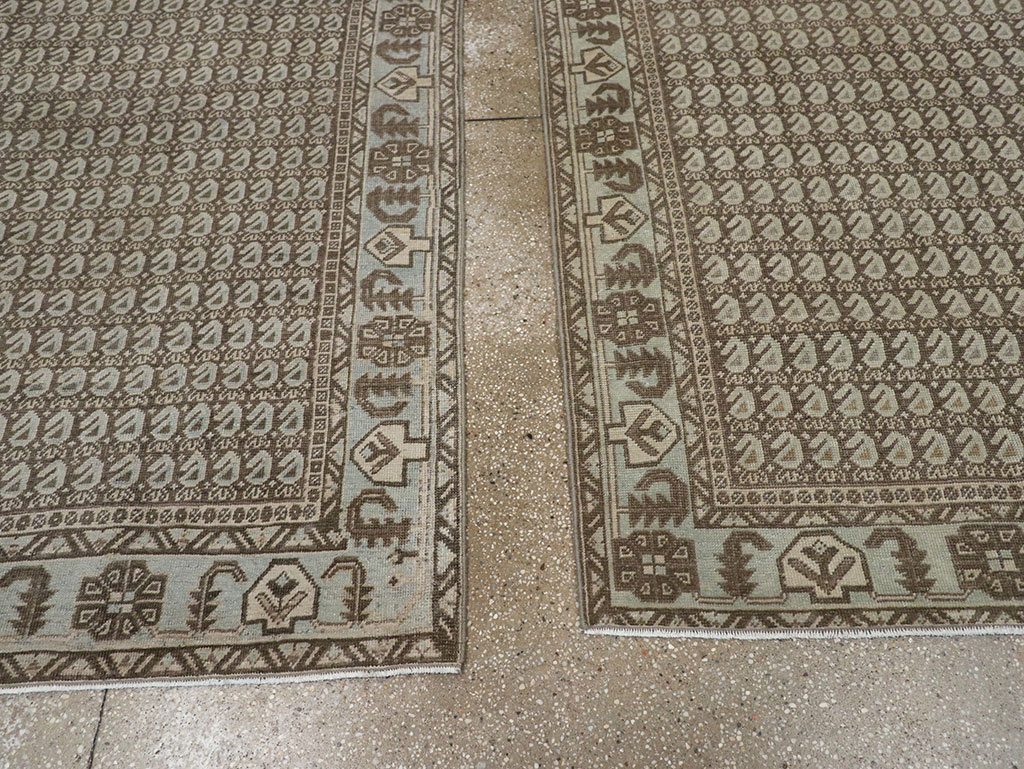Vintage Persian Veece Accent Rug (Pair: 2 of 2), No.32000 - Gss
