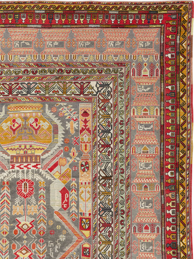 Vintage Turkish Anatolian Accent Rug, No.32074 - Gss