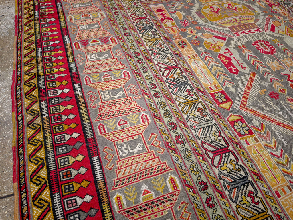 Vintage Turkish Anatolian Accent Rug, No.32074 - Gss