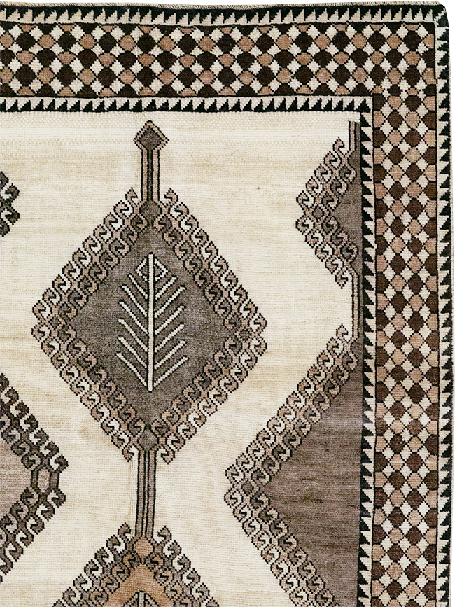 Vintage Persian Gabbeh Accent Rug (Pair: 1 of 2), No.32088 - Gss