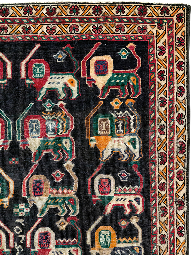 Vinatge Persian Shiraz Pictorial Accent Rug, No.32090 - Gss