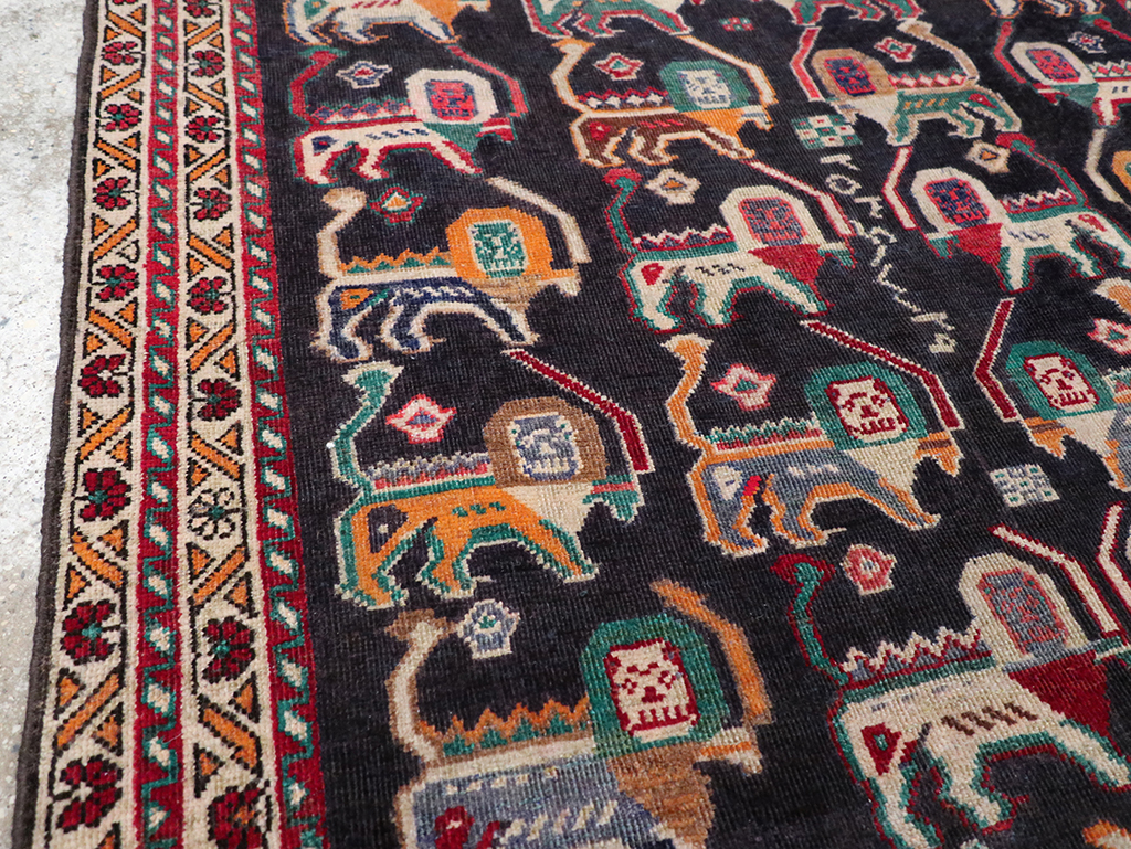 Vinatge Persian Shiraz Pictorial Accent Rug, No.32090 - Gss