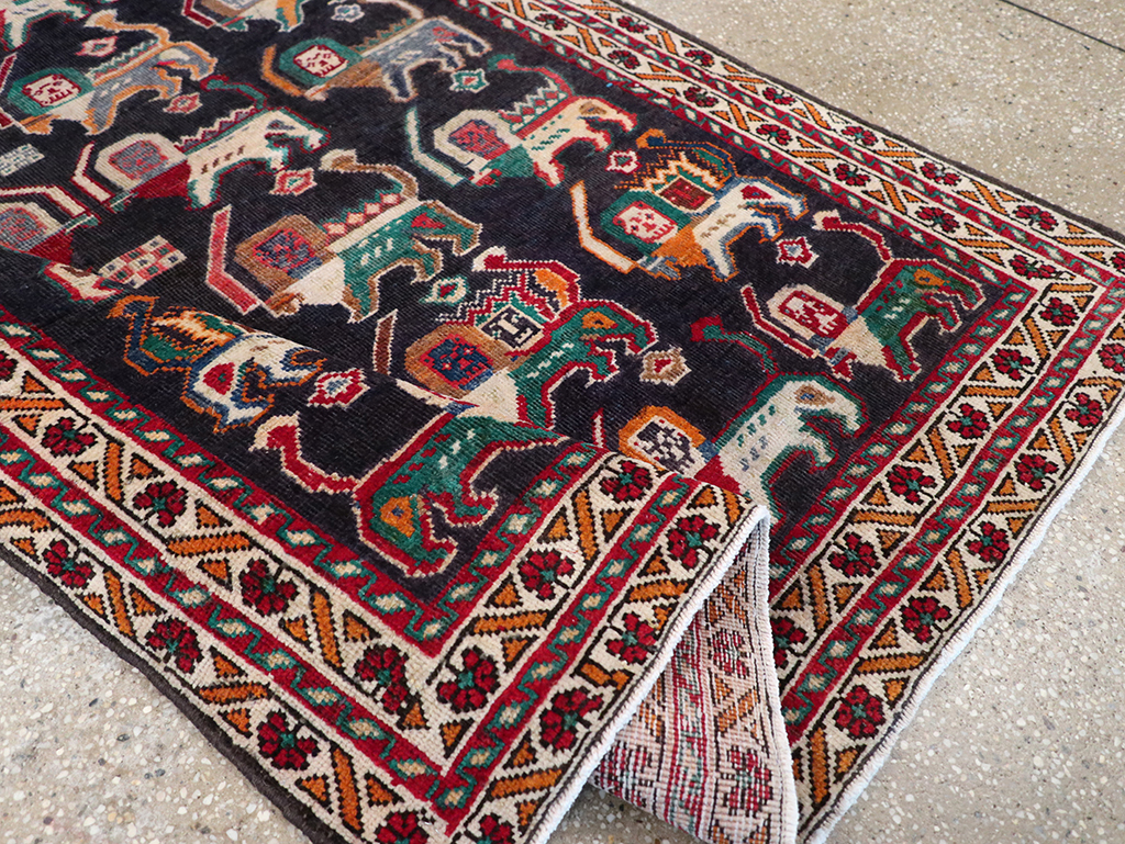 Vinatge Persian Shiraz Pictorial Accent Rug, No.32090 - Gss