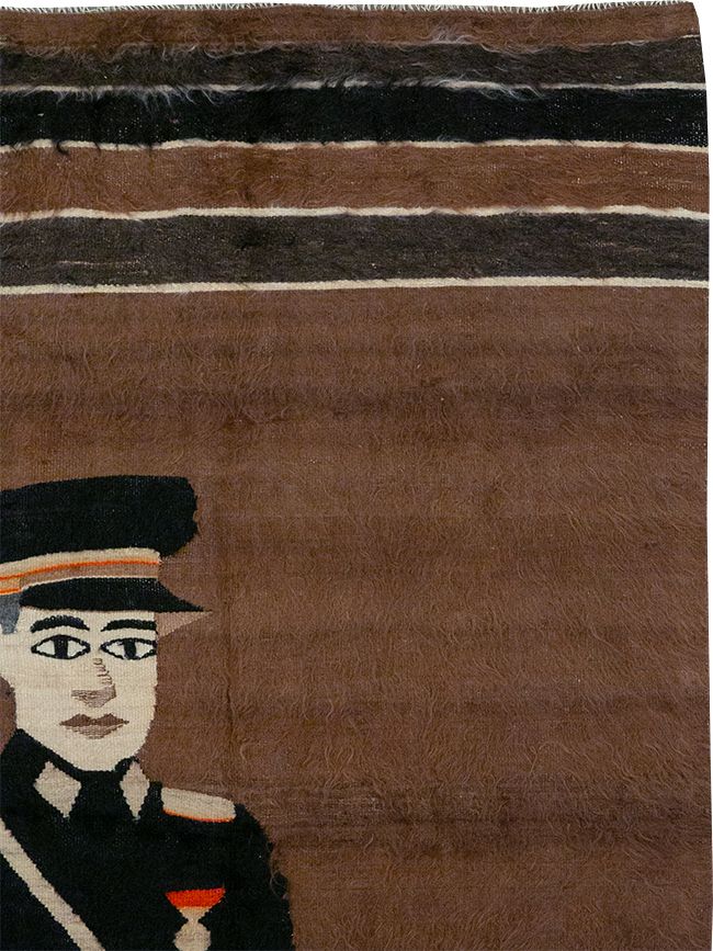 Vintage Turkish Mohair Pictorial Accent Rug, No.32105 - Gss