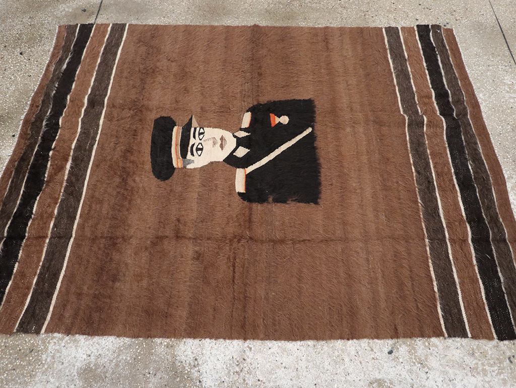 Vintage Turkish Mohair Pictorial Accent Rug, No.32105 - Gss