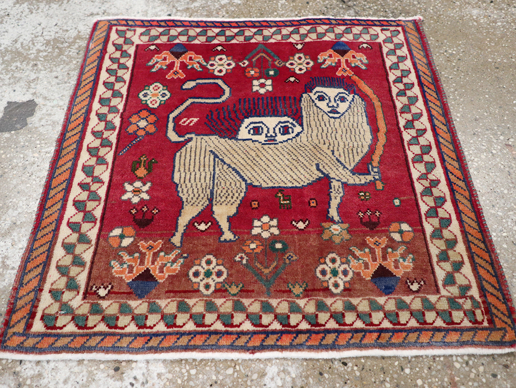 Vintage Persian Shiraz Pictorial Throw Rug, No.32107 - Gss