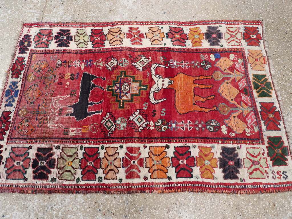 Vintage Persian Tabriz Pictorial Rug, No.32146 - Gss