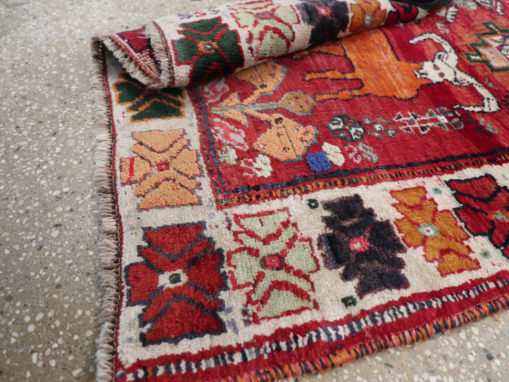 Vintage Persian Tabriz Pictorial Rug, No.32146 - Gss