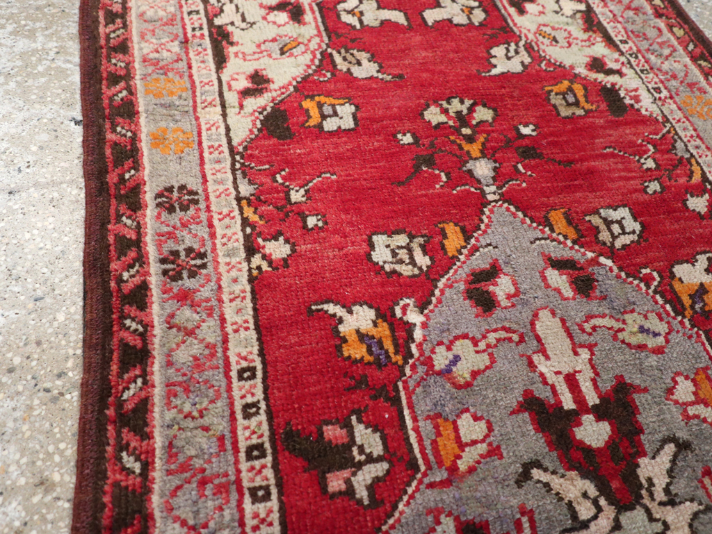 Vintage Turkish Anatolian Throw Rug, No.32147 - Gss