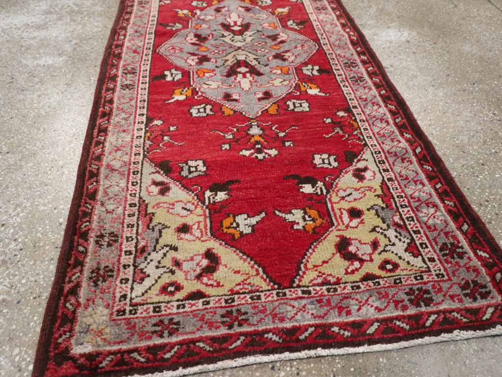 Vintage Turkish Anatolian Throw Rug, No.32147 - Gss