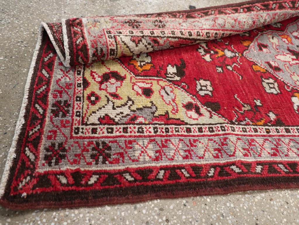 Vintage Turkish Anatolian Throw Rug, No.32147 - Gss