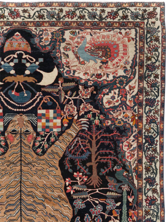 Antique Persian Sarouk Fereghan Pictorial Accent rug, No.32173 - Gss