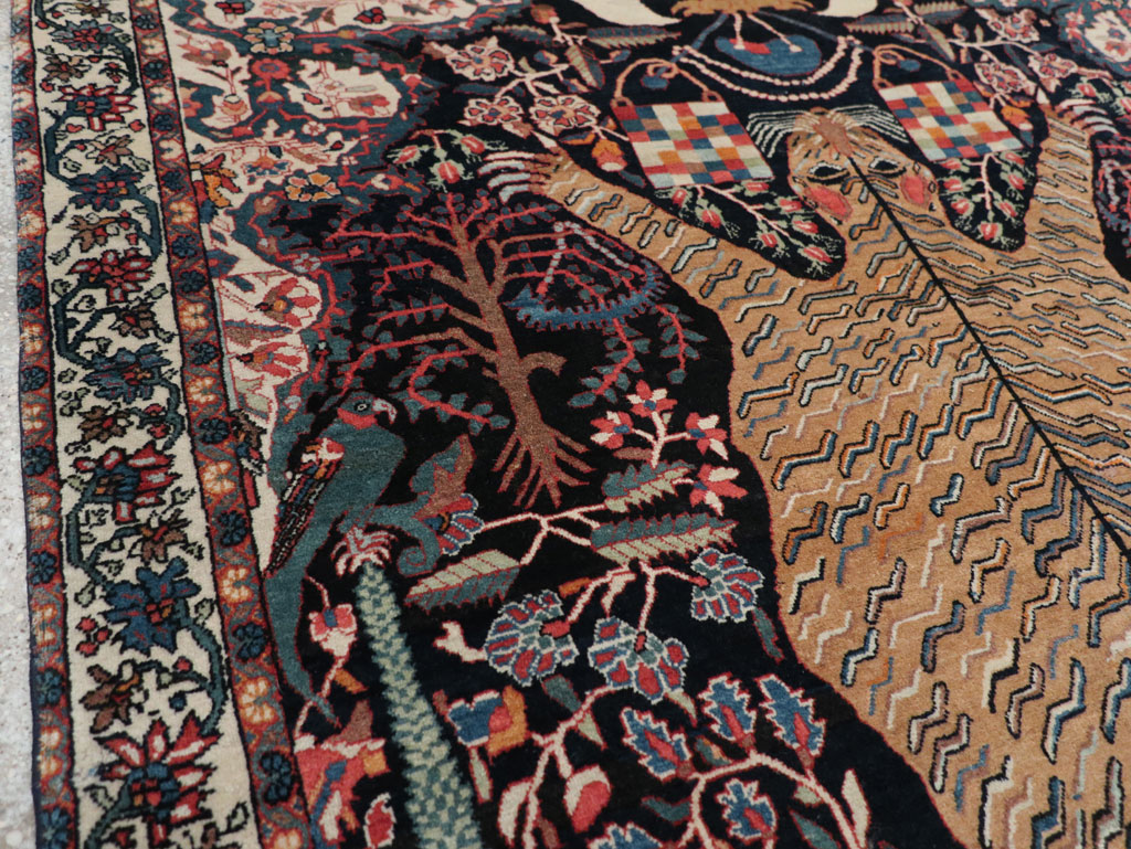 Antique Persian Sarouk Fereghan Pictorial Accent rug, No.32173 - Gss