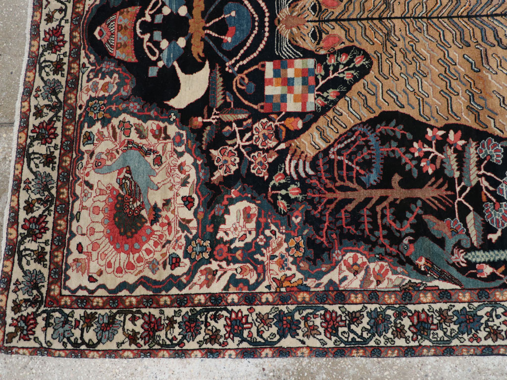 Antique Persian Sarouk Fereghan Pictorial Accent rug, No.32173 - Gss