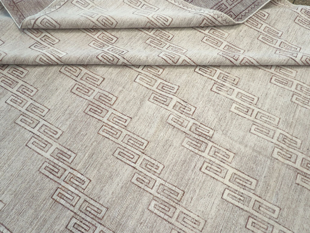 Contemporary East Turkestan Khotan Room Size Carpet, No.32193 - Gss