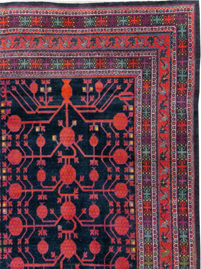 Antique East Turkestan Khotan Long and Narrow Gallery Carpet, No.32195 - Gss