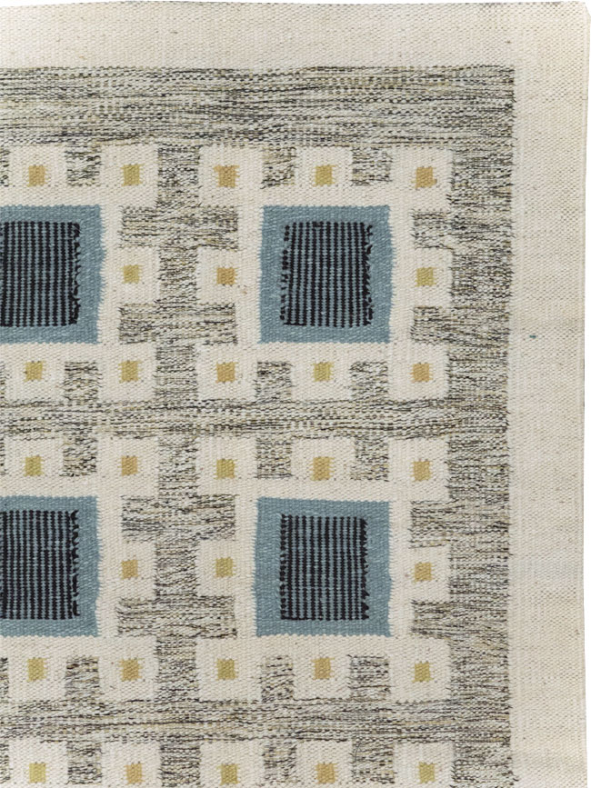 Swedish Inspired Contemporary Turkish Flatweave Accent Rug, No.32200 - Gss