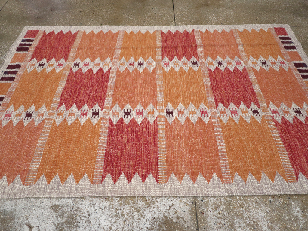 Swedish Inspired Contemporary Turkish Flatweave Accent Rug, No.32201 - Gss