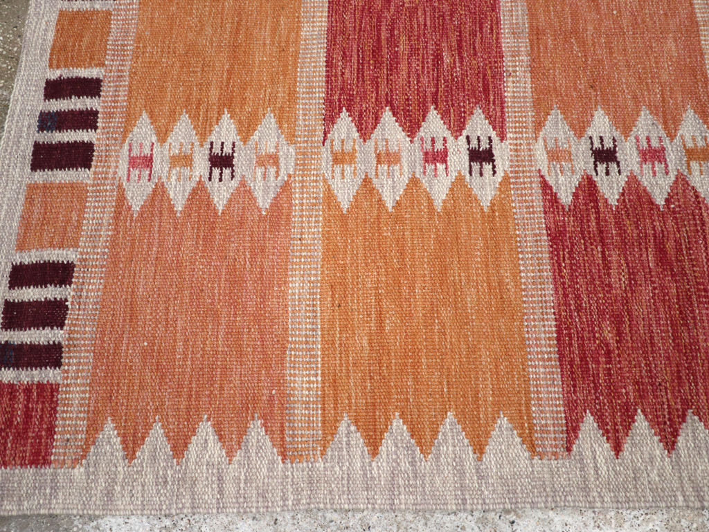 Swedish Inspired Contemporary Turkish Flatweave Accent Rug, No.32201 - Gss