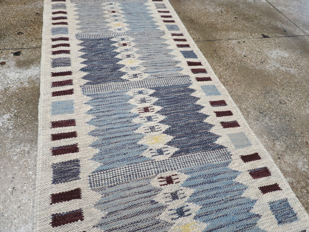 Swedish Inspired Contemporary Turkish Flatweave Runner, No.32203 - Gss